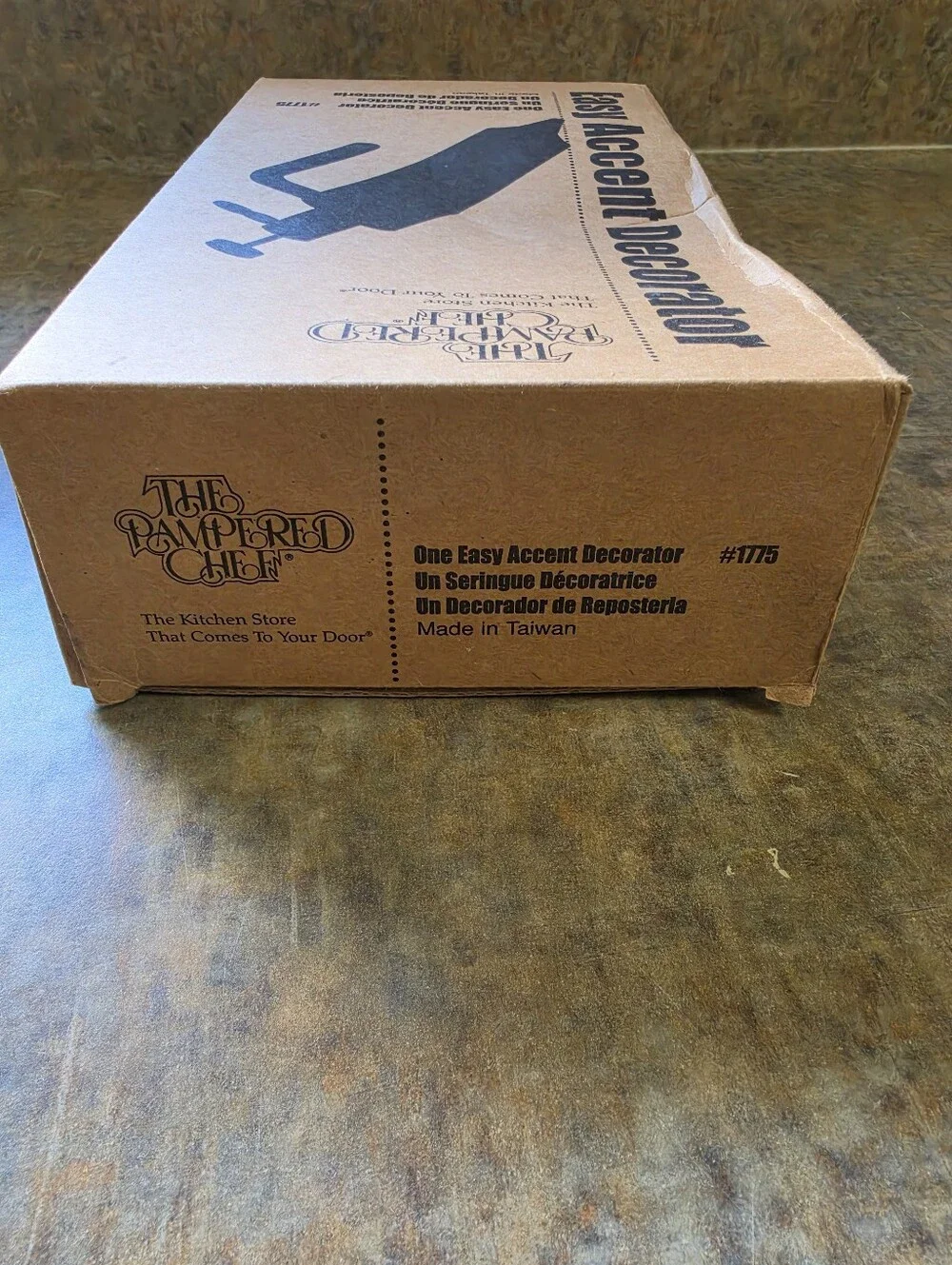 The Pampered Chef Easy Accent Decorator #1775